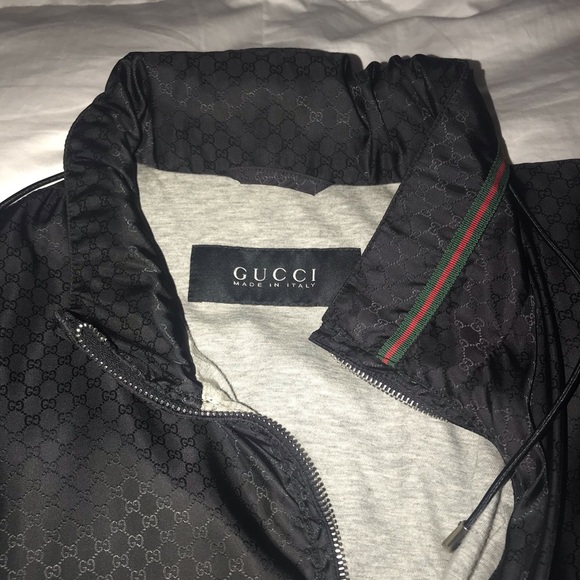 Gucci nylon black jacket size 46 ( US small) - Picture 4 of 6
